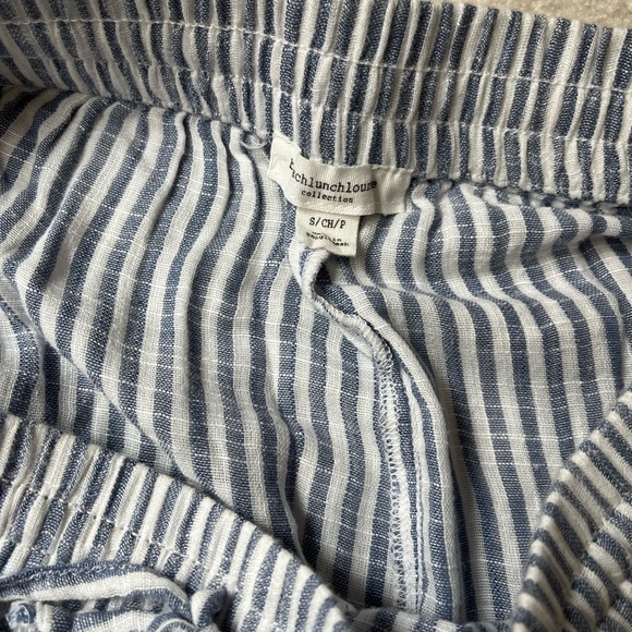 Women’s beachlunchlounge Shorts - Picture 4 of 6